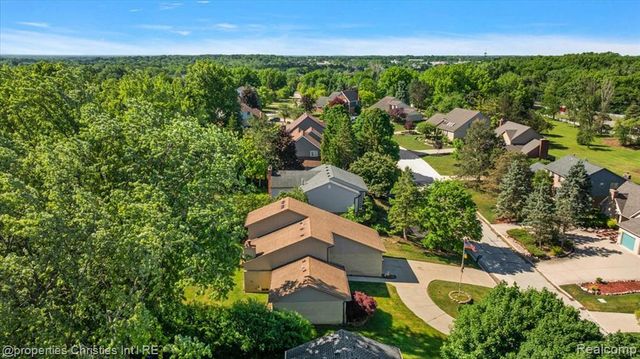 37224 Chesapeake Road, Farmington Hills, MI 48335