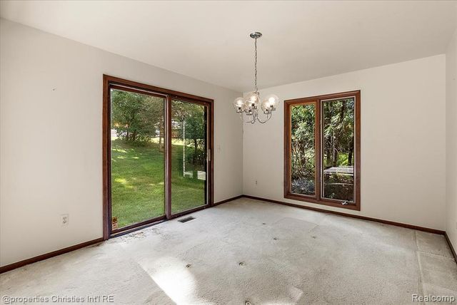 37224 Chesapeake Road, Farmington Hills, MI 48335