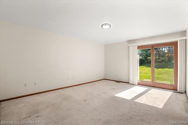37224 Chesapeake Road, Farmington Hills, MI 48335