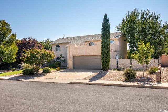 3049 SWISS DR, Santa Clara, UT 84765
