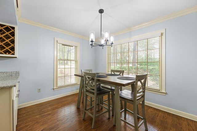 6631 POPLAR PIKE, Memphis, TN 38119