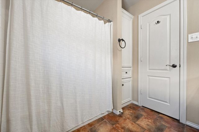 5704 107th Street, Lubbock, TX 79424