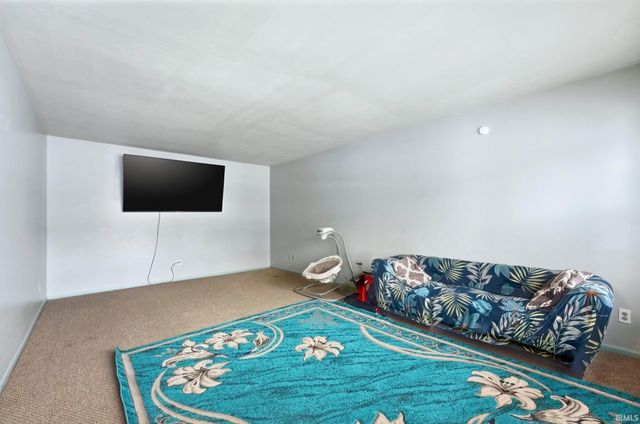 3614 Kirkfield Drive, Fort Wayne, IN 46815