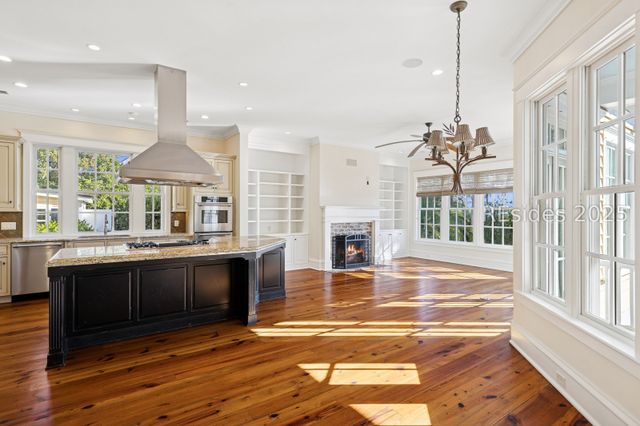 58 Captains Walk, Richmond Hill, GA 31324