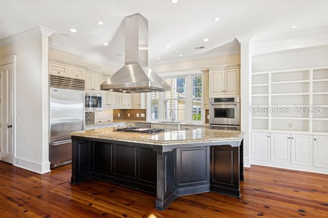 58 Captains Walk, Richmond Hill, GA 31324