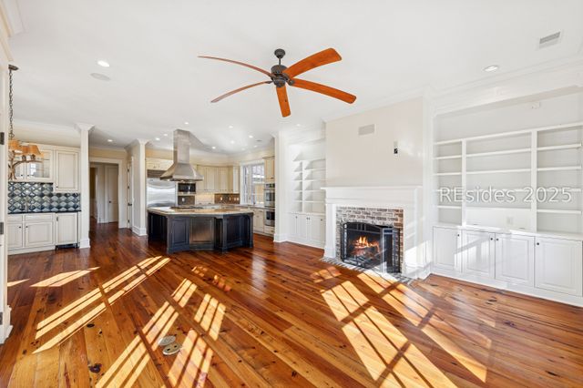 58 Captains Walk, Richmond Hill, GA 31324