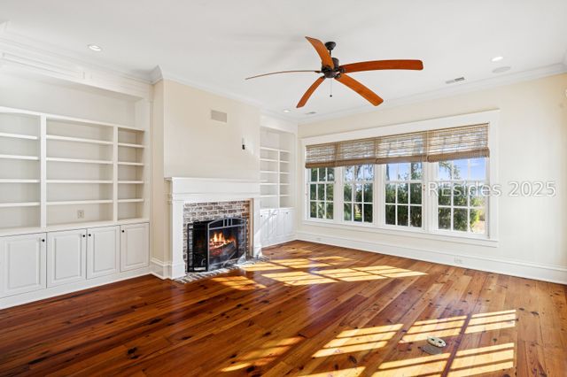 58 Captains Walk, Richmond Hill, GA 31324