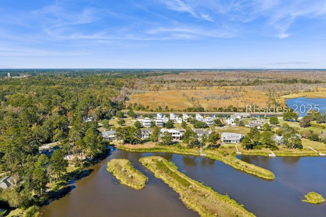 58 Captains Walk, Richmond Hill, GA 31324