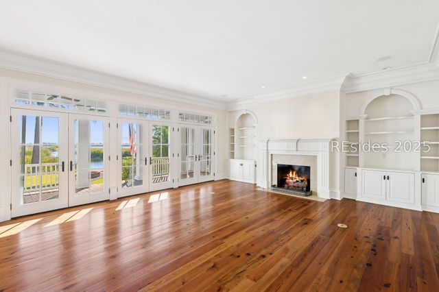 58 Captains Walk, Richmond Hill, GA 31324