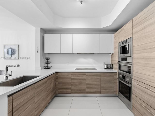 300 Sunny Isles Boulevard 4-2506, Sunny Isles Beach, FL 33160