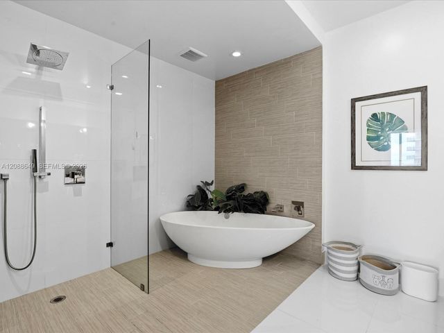 300 Sunny Isles Boulevard 4-2506, Sunny Isles Beach, FL 33160