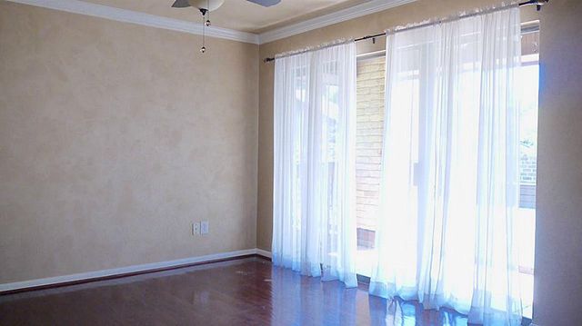 201 Vanderpool 64, Houston, TX 77024
