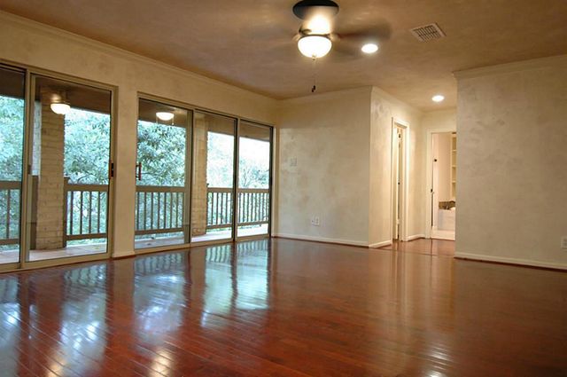 201 Vanderpool 64, Houston, TX 77024