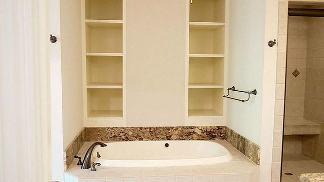 201 Vanderpool 64, Houston, TX 77024