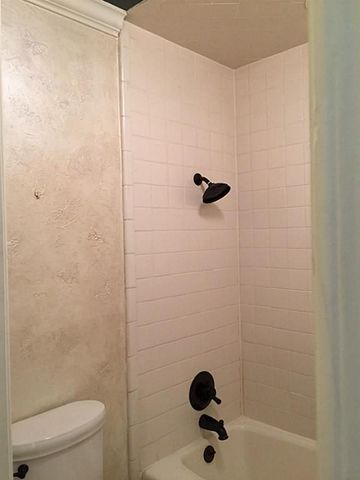 201 Vanderpool 64, Houston, TX 77024