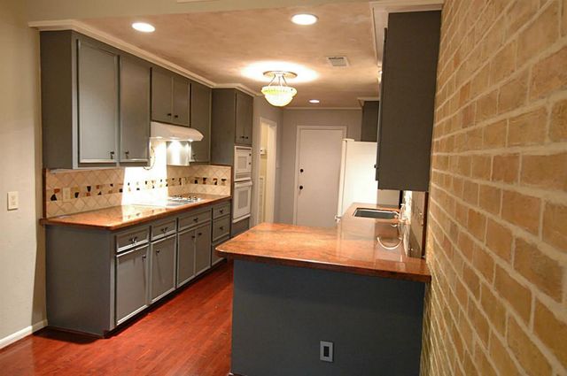 201 Vanderpool 64, Houston, TX 77024