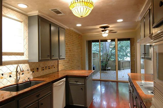 201 Vanderpool 64, Houston, TX 77024
