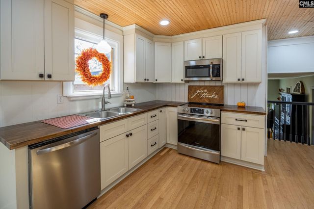 201 N Eden Drive, Cayce, SC 29033