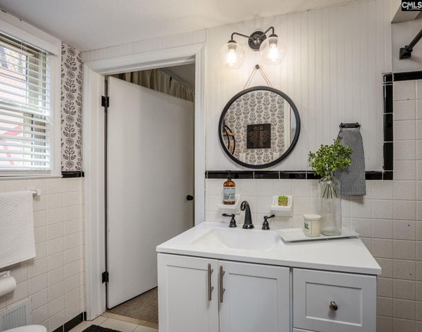 201 N Eden Drive, Cayce, SC 29033