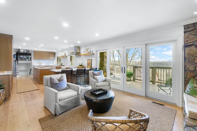 2802 Kell Road, Signal Mountain, TN 37377