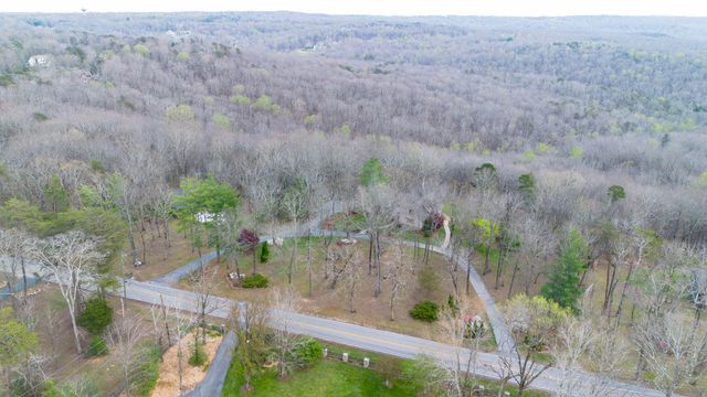 2802 Kell Road, Signal Mountain, TN 37377
