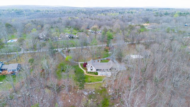 2802 Kell Road, Signal Mountain, TN 37377