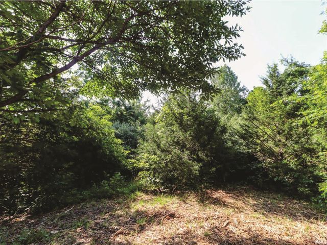 1794 N Hartstrait Road, Bloomington, IN 47404