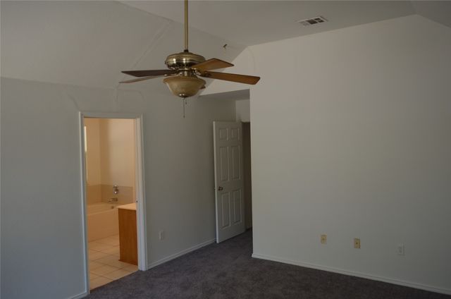 3112 Eastcrest Court, Fort Worth, TX 76105