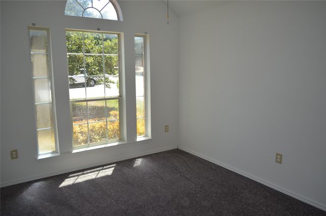 3112 Eastcrest Court, Fort Worth, TX 76105