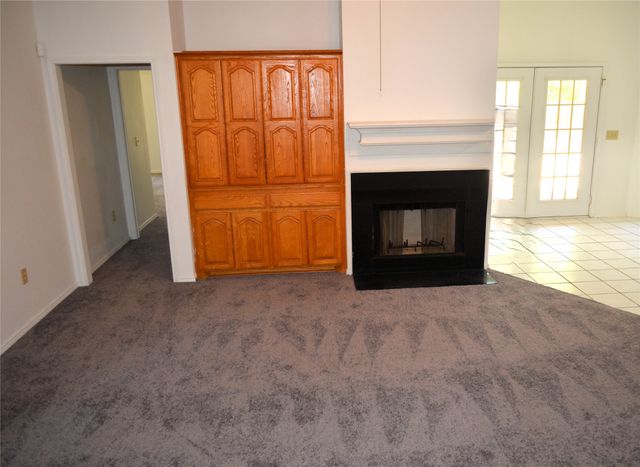 3112 Eastcrest Court, Fort Worth, TX 76105
