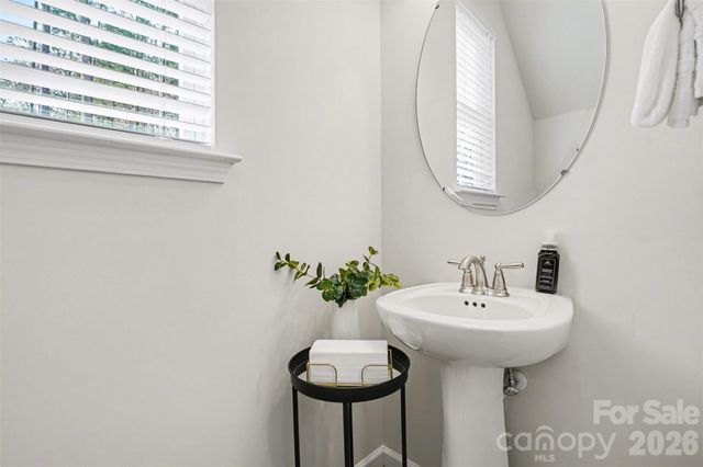 8238 Merryvale Lane, Charlotte, NC 28214