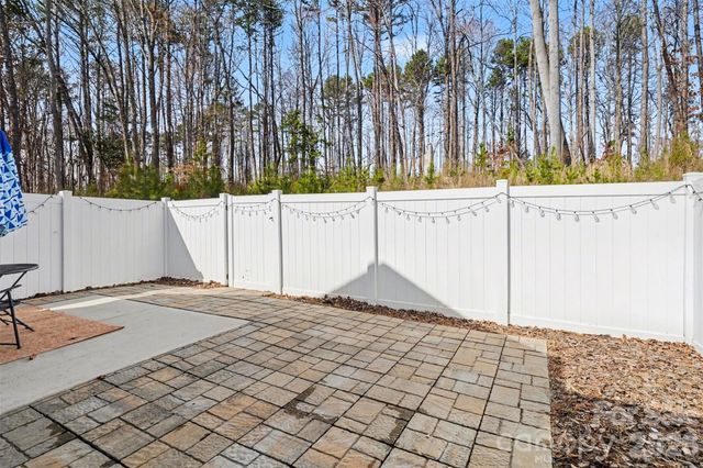 8238 Merryvale Lane, Charlotte, NC 28214