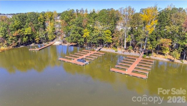 8238 Merryvale Lane, Charlotte, NC 28214