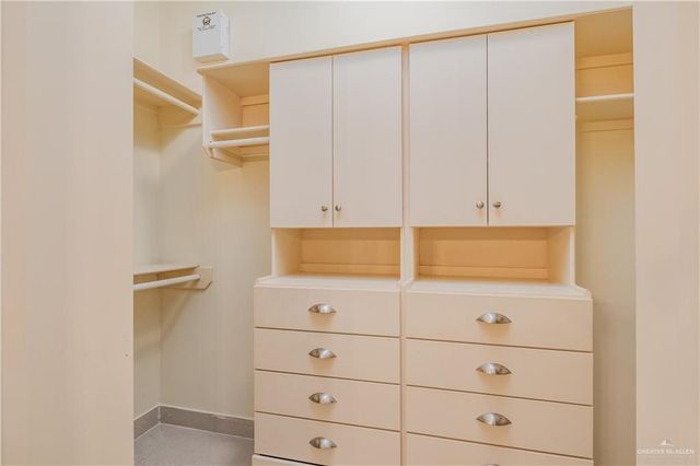 913 Keystone Drive, Mission, TX 78572