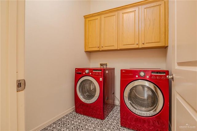 913 Keystone Drive, Mission, TX 78572