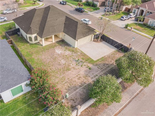 913 Keystone Drive, Mission, TX 78572