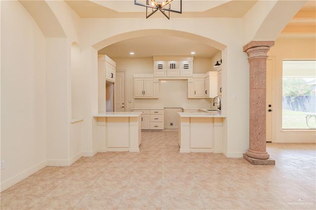 913 Keystone Drive, Mission, TX 78572