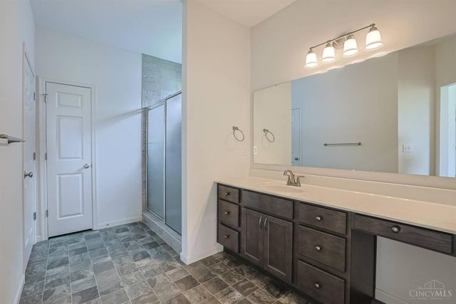 8147 Westfall Lane, West Chester, OH 45069