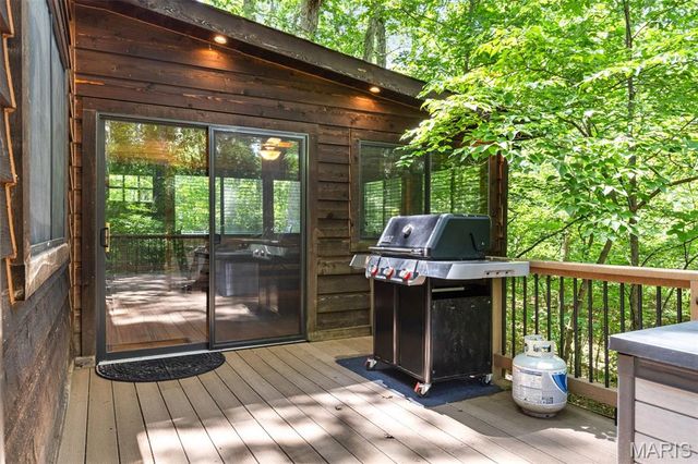 632 Wunderbar Point Drive, Innsbrook, MO 63390
