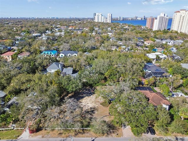 3015 W FAIR OAKS AVENUE, Tampa, FL 33611