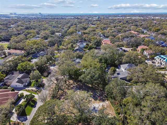 3015 W FAIR OAKS AVENUE, Tampa, FL 33611