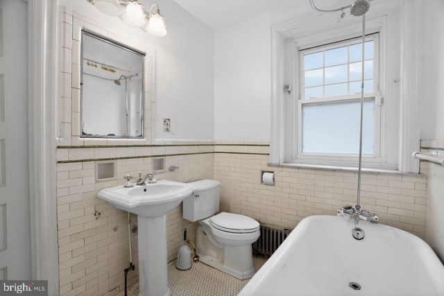 6393 WOODBINE AVE, Philadelphia, PA 19151