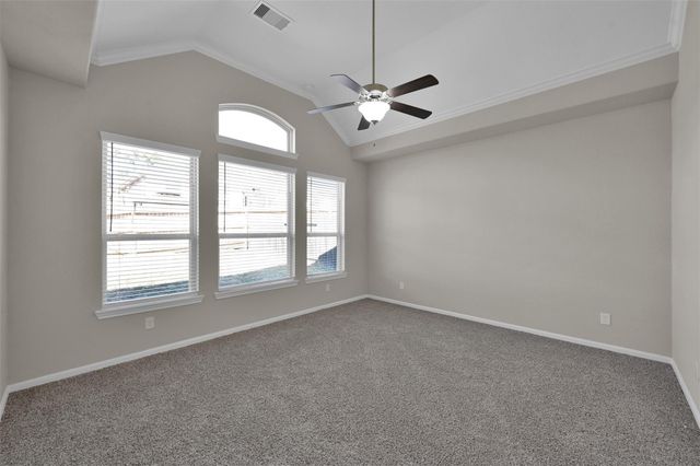 419 Stonebrook Lane, Conroe, TX 77304