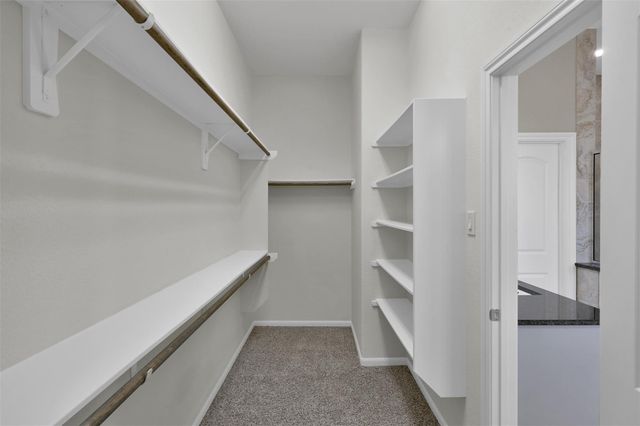 419 Stonebrook Lane, Conroe, TX 77304