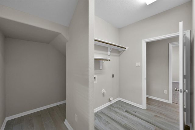 419 Stonebrook Lane, Conroe, TX 77304