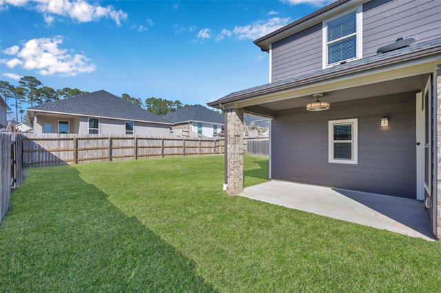 419 Stonebrook Lane, Conroe, TX 77304