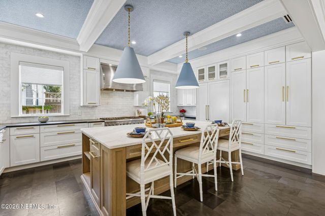 357 12TH Street, Atlantic Beach, FL 32233