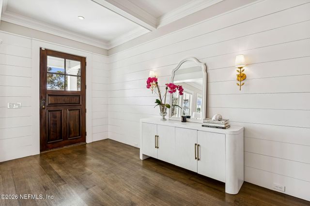 357 12TH Street, Atlantic Beach, FL 32233