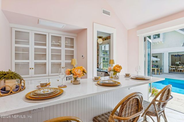 357 12TH Street, Atlantic Beach, FL 32233