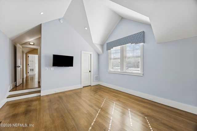 357 12TH Street, Atlantic Beach, FL 32233